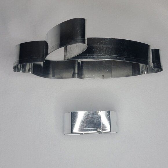 Vintage Fox Run Metal Bunny Cookie Cutter & Stand Original Box Made in USA GUC - Picture 5 of 9